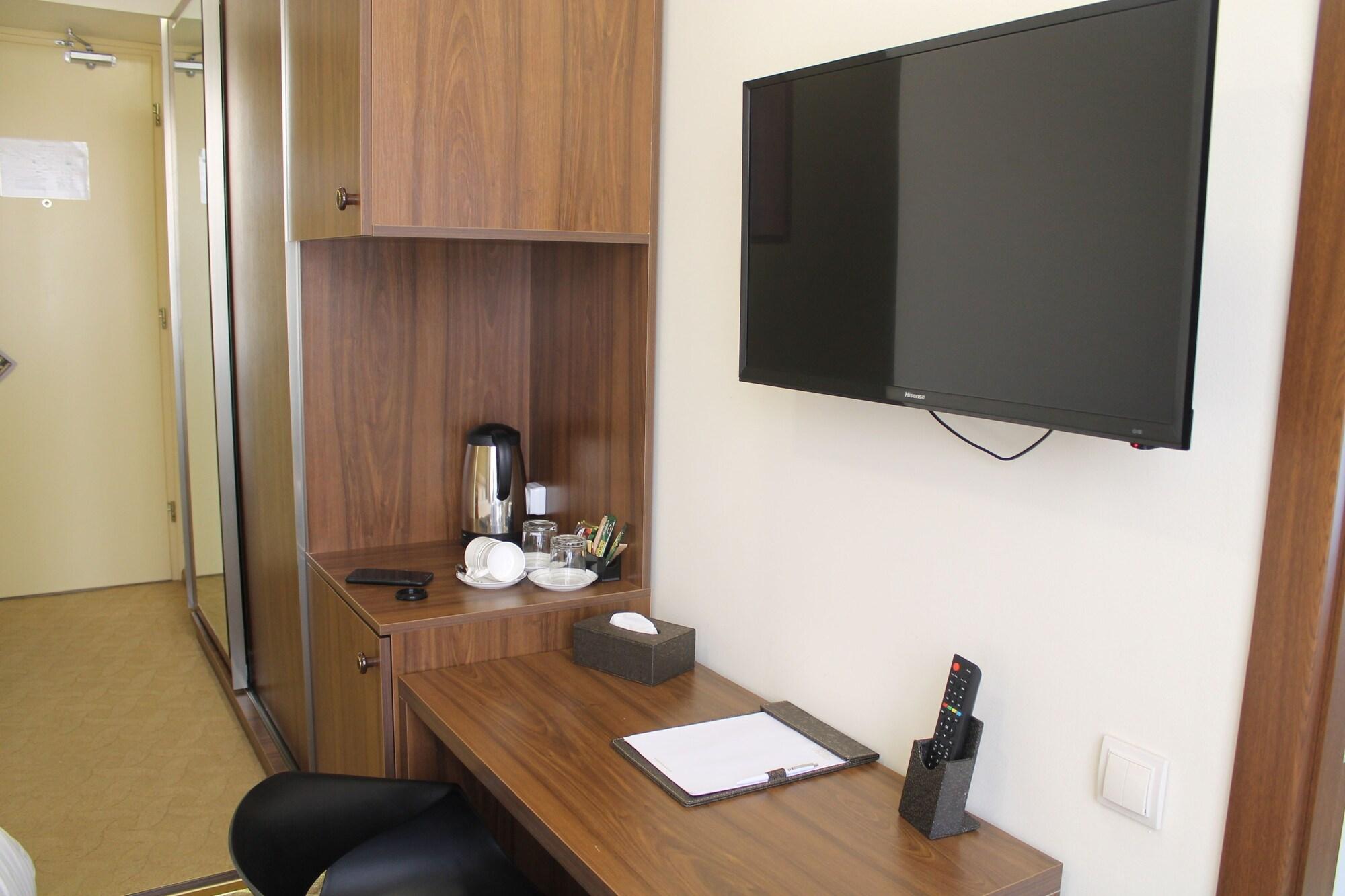 Pirimze Plaza Otel Tiflis Dış mekan fotoğraf