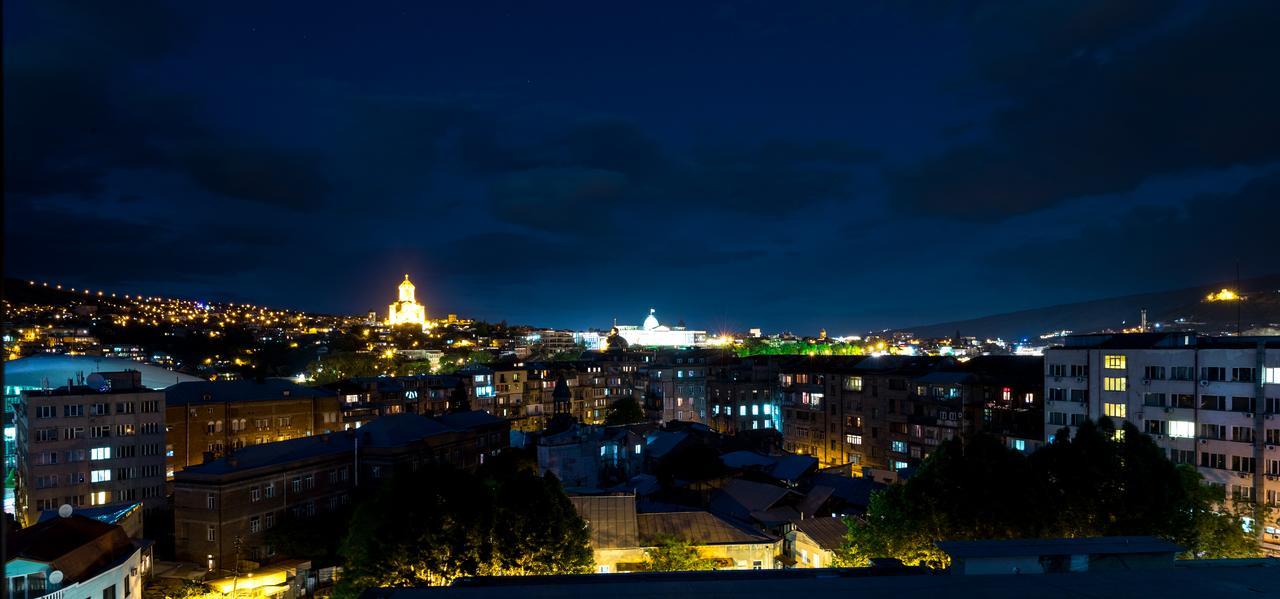 Pirimze Plaza Otel Tiflis Dış mekan fotoğraf