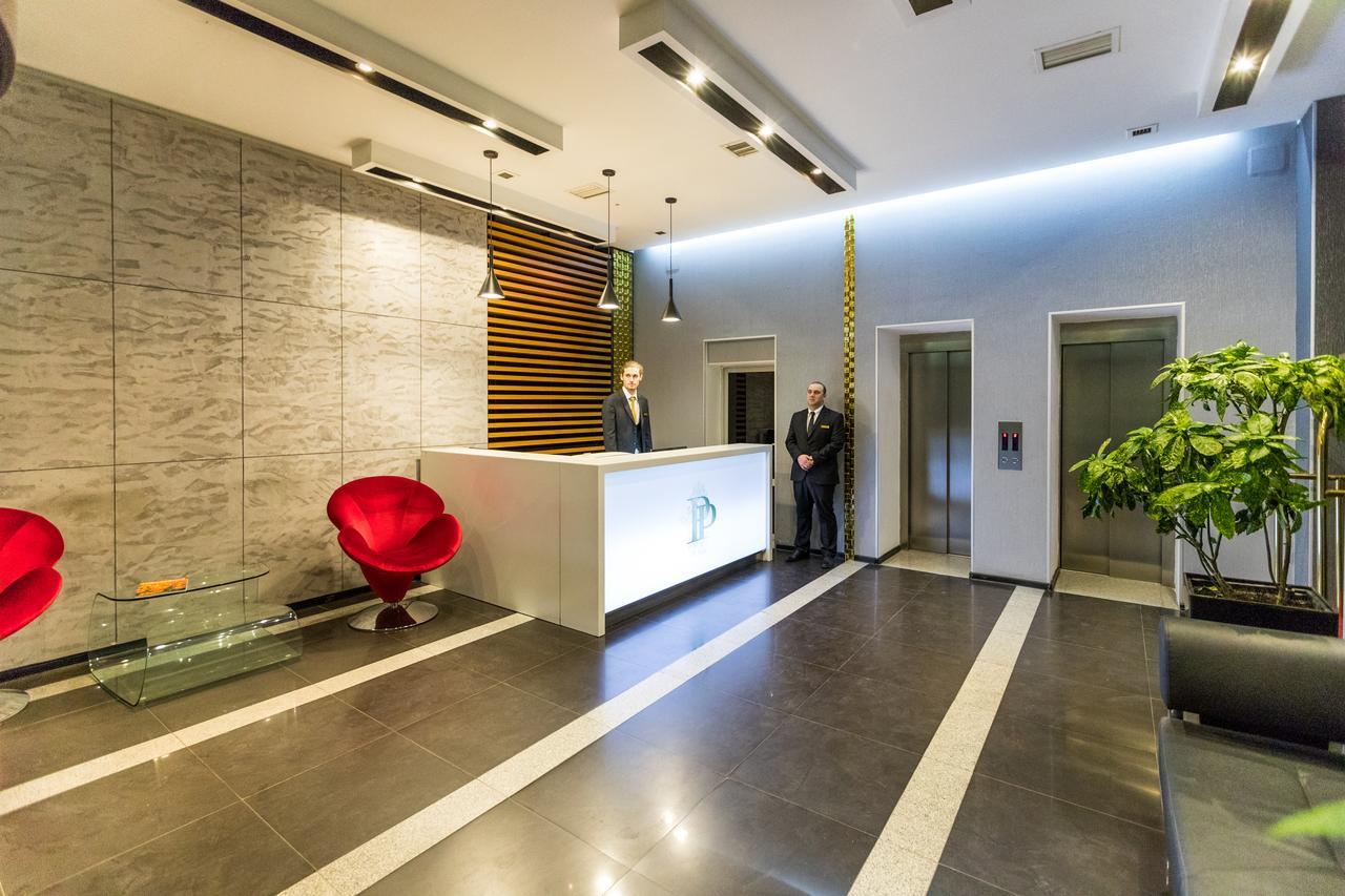 Pirimze Plaza Otel Tiflis Dış mekan fotoğraf