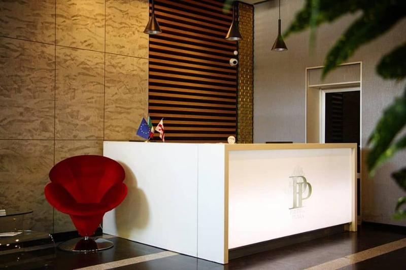 Pirimze Plaza Otel Tiflis Dış mekan fotoğraf