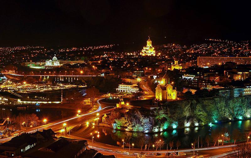 Pirimze Plaza Otel Tiflis Dış mekan fotoğraf