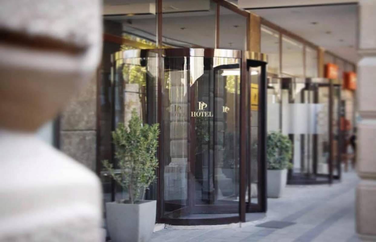Pirimze Plaza Otel Tiflis Dış mekan fotoğraf